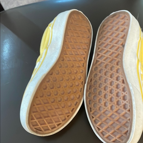 Vans Yellow and White Shoes - Picture 5 of 5